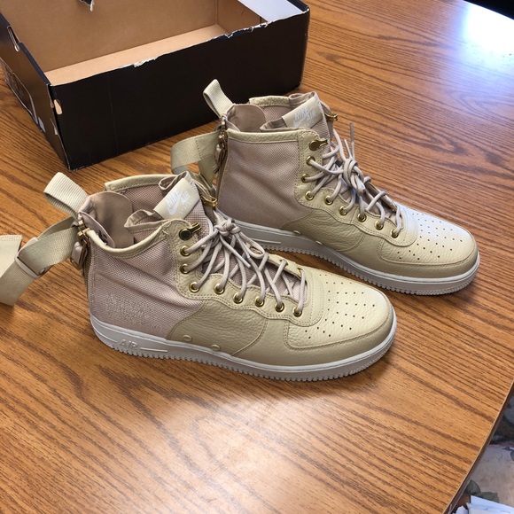 SF AF 1 Mid - Picture 2 of 5